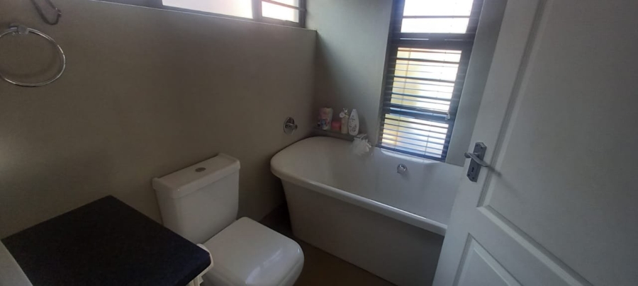 3 Bedroom Property for Sale in Wild Olive Estate Free State